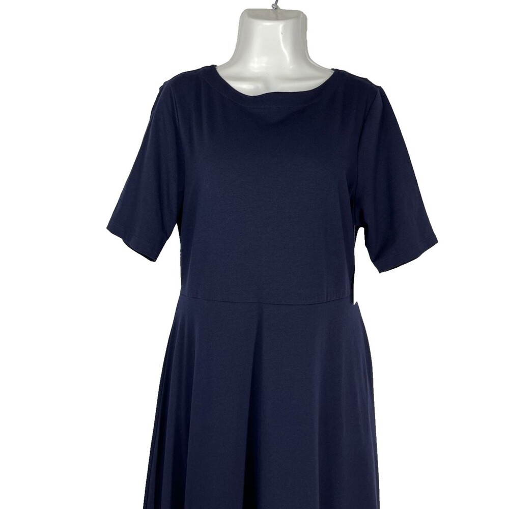 Croft & Barrow Dress Medium Navy Blue Short Sleeve Midi Stretch Casual Travel - Picture 8 of 9